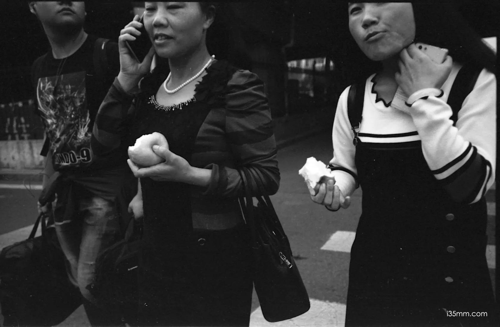 LEICA 28MM ELMARIT-M F/2.8 V1 9-ELEMENTS