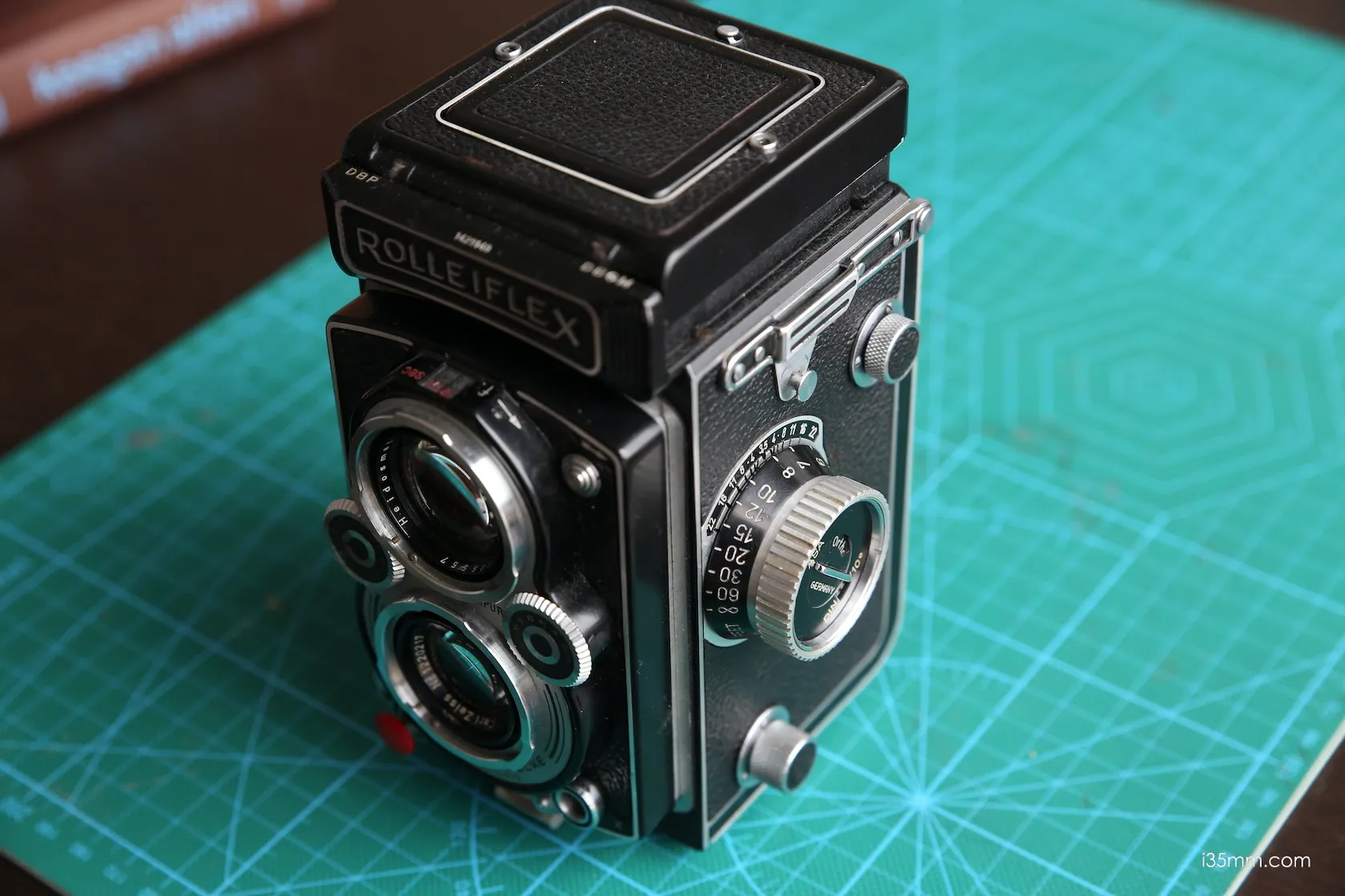 Rollei Rolleiflex 3.5 MX EVS Medium Format TLR Camera